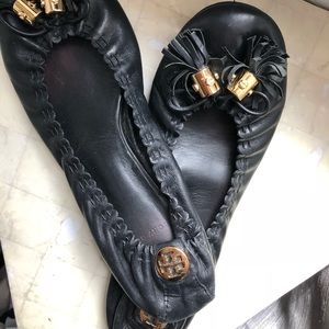 Tory Burch logo flats